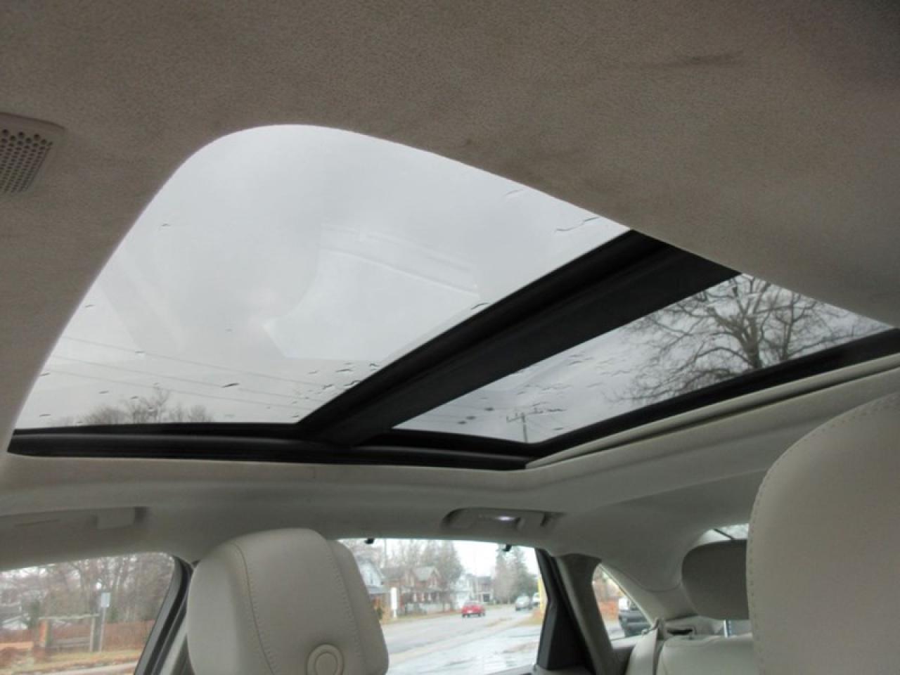 2013 Cadillac XTS Platinum Photo