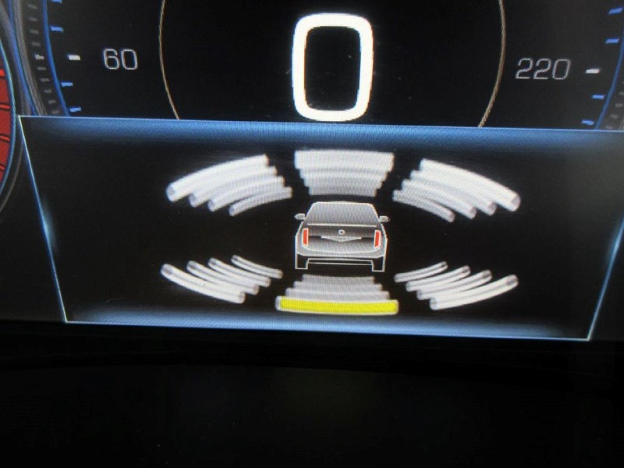 2013 Cadillac XTS Platinum Photo