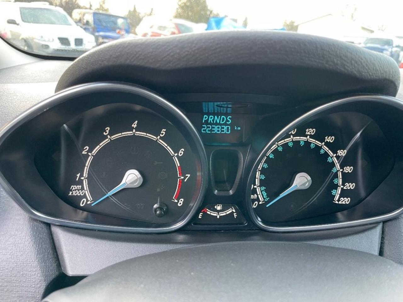 2014 Ford Fiesta SE Photo