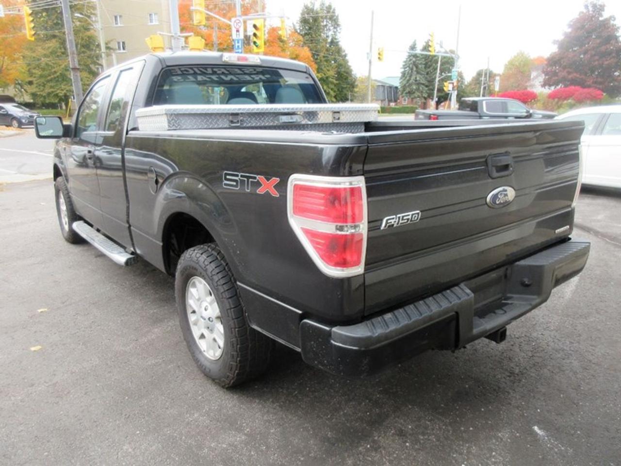2011 Ford F-150 SXT 2WD Photo