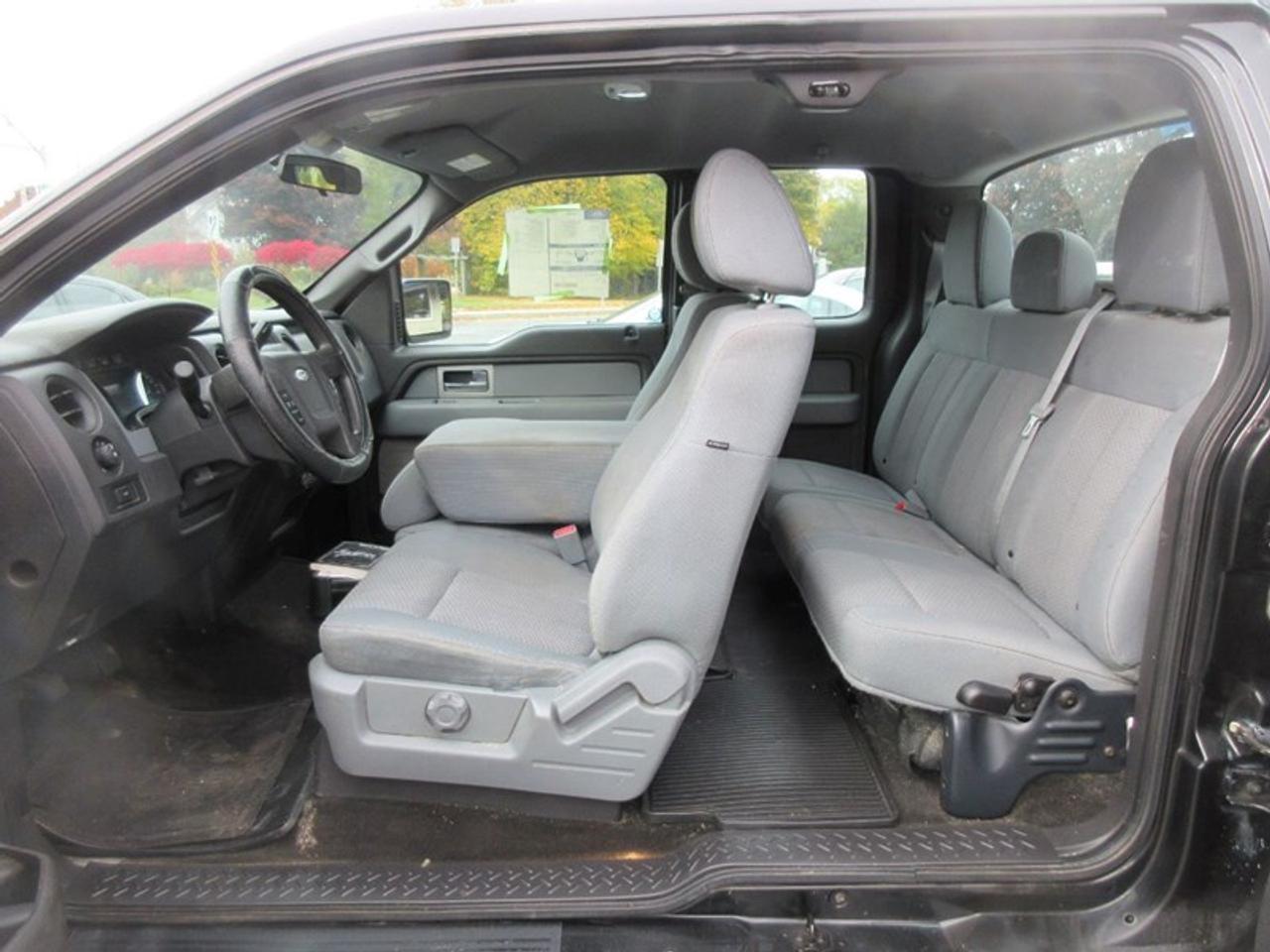 2011 Ford F-150 SXT 2WD Photo