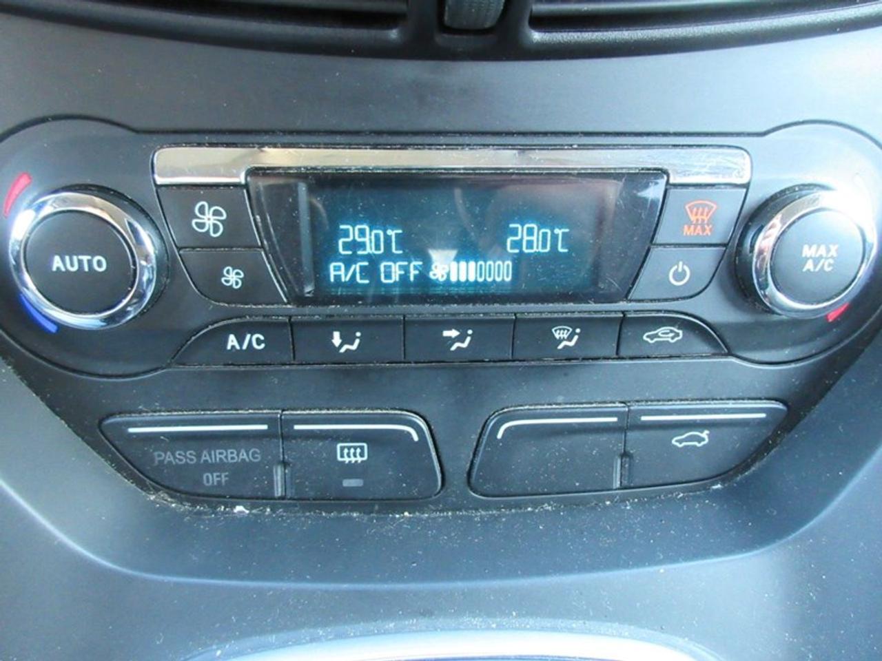 2013 Ford Escape SE 4WD Photo