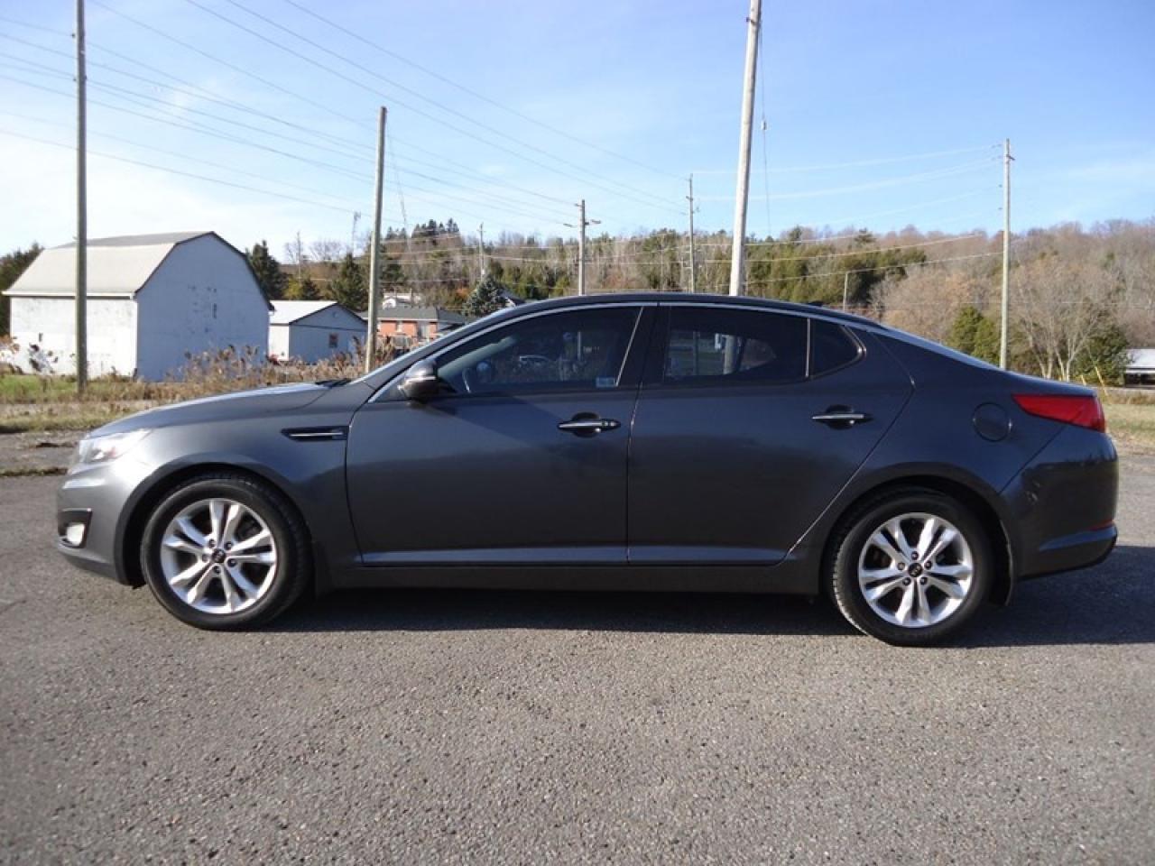 2013 Kia Optima EX PLUS Photo