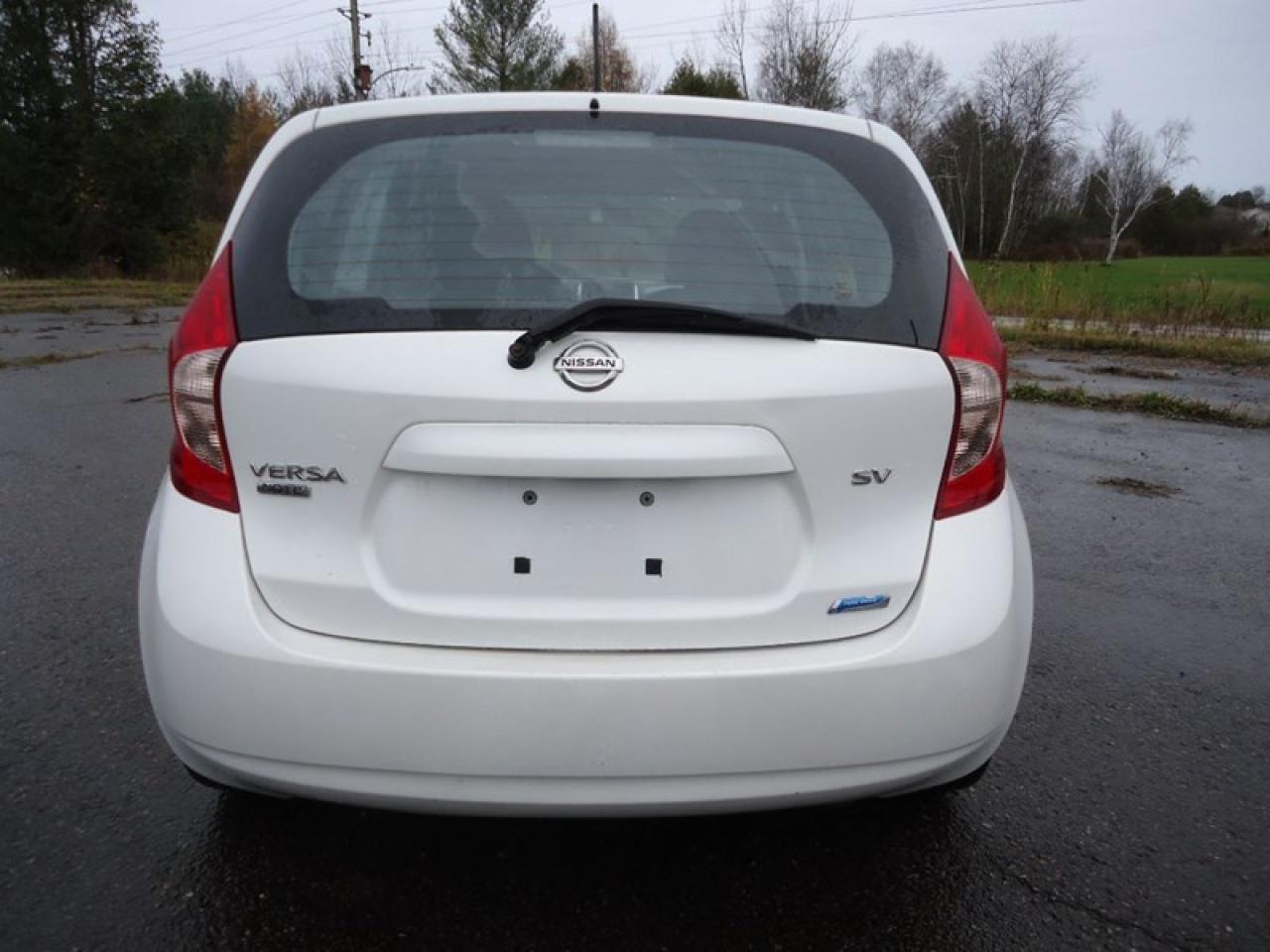 2014 Nissan Versa Note SV Photo