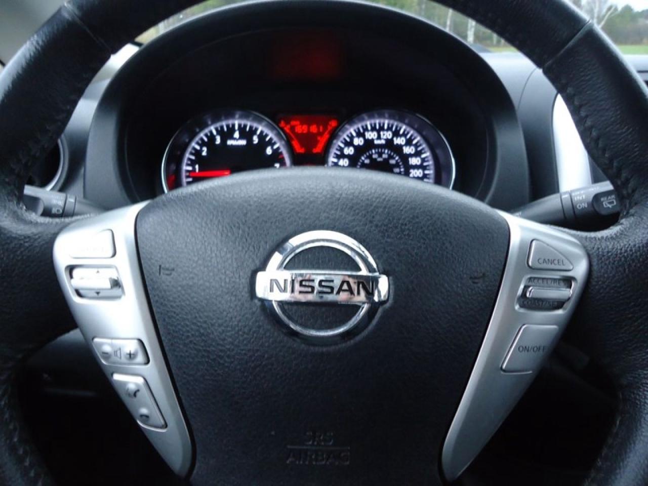 2014 Nissan Versa Note SV Photo