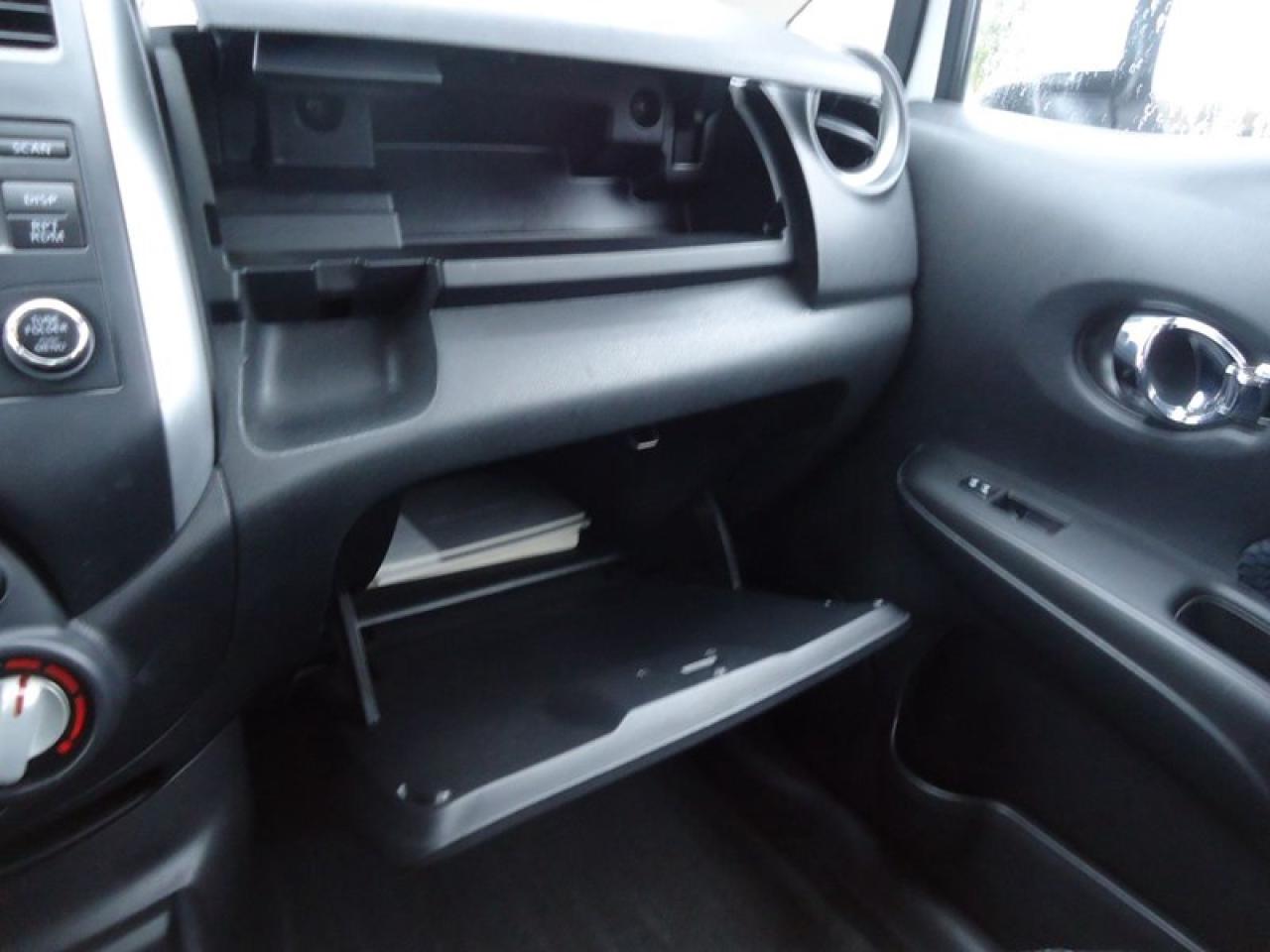 2014 Nissan Versa Note SV Photo