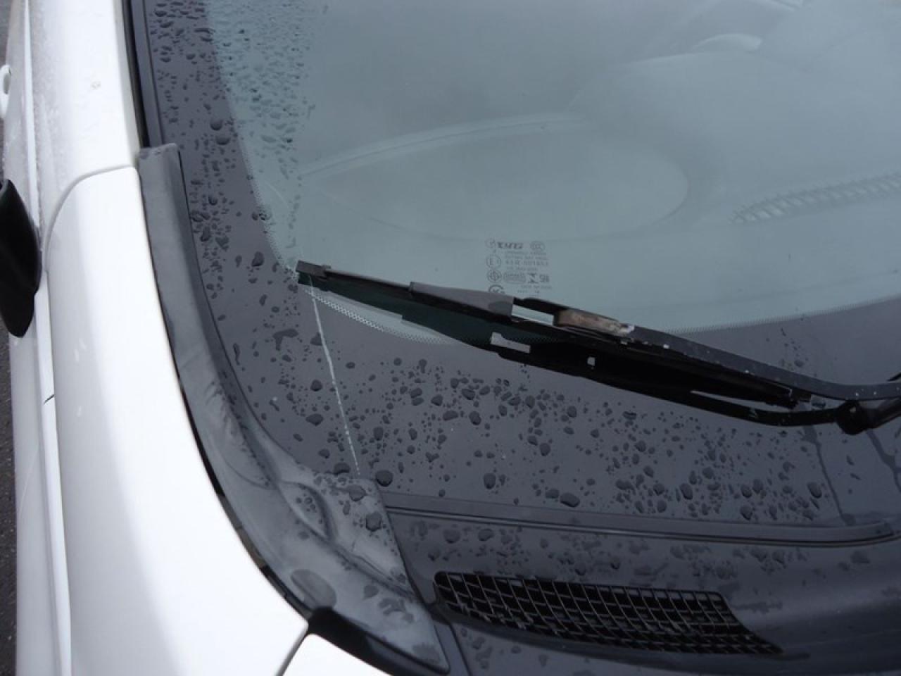 2014 Nissan Versa Note SV Photo