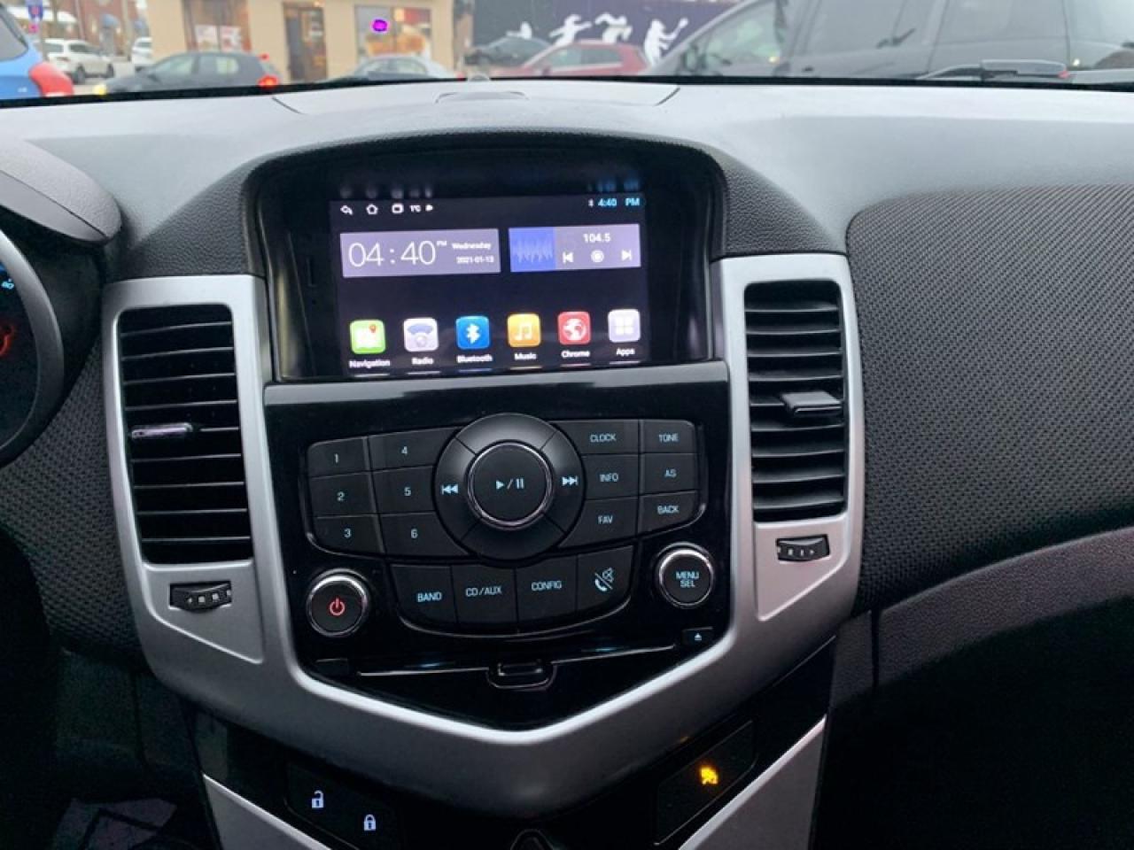 2013 Chevrolet Cruze 1LT Photo