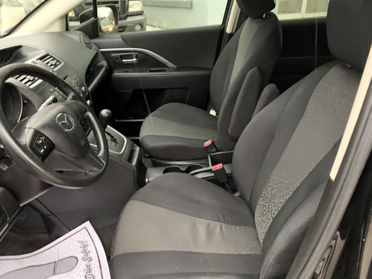 2012 Mazda MAZDA5 Touring Photo