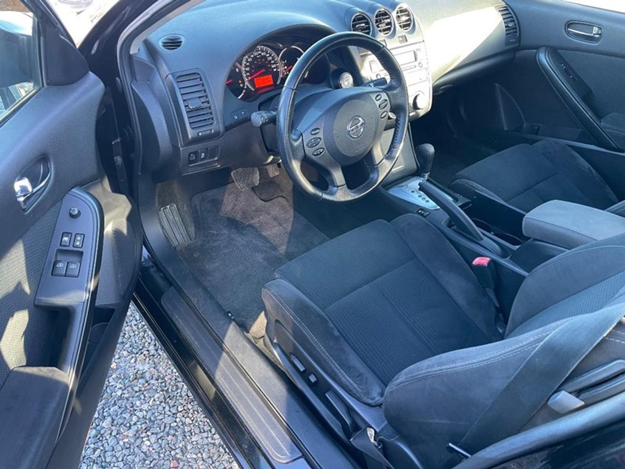 2011 Nissan Altima 2.5 S Photo