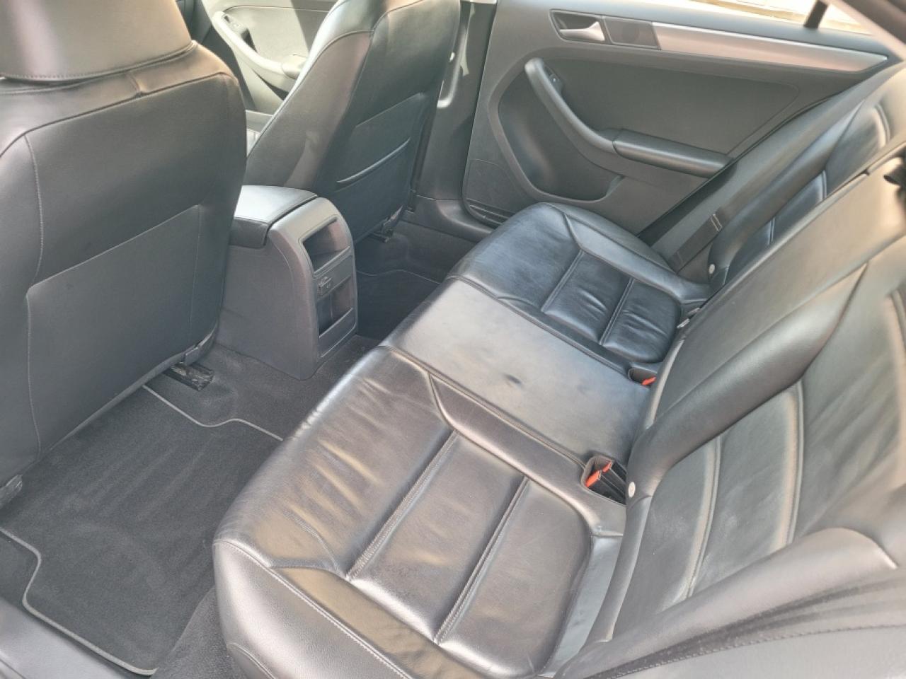 2017 Volkswagen Jetta SE Photo