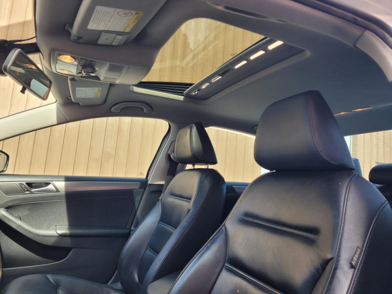 2017 Volkswagen Jetta SE Photo