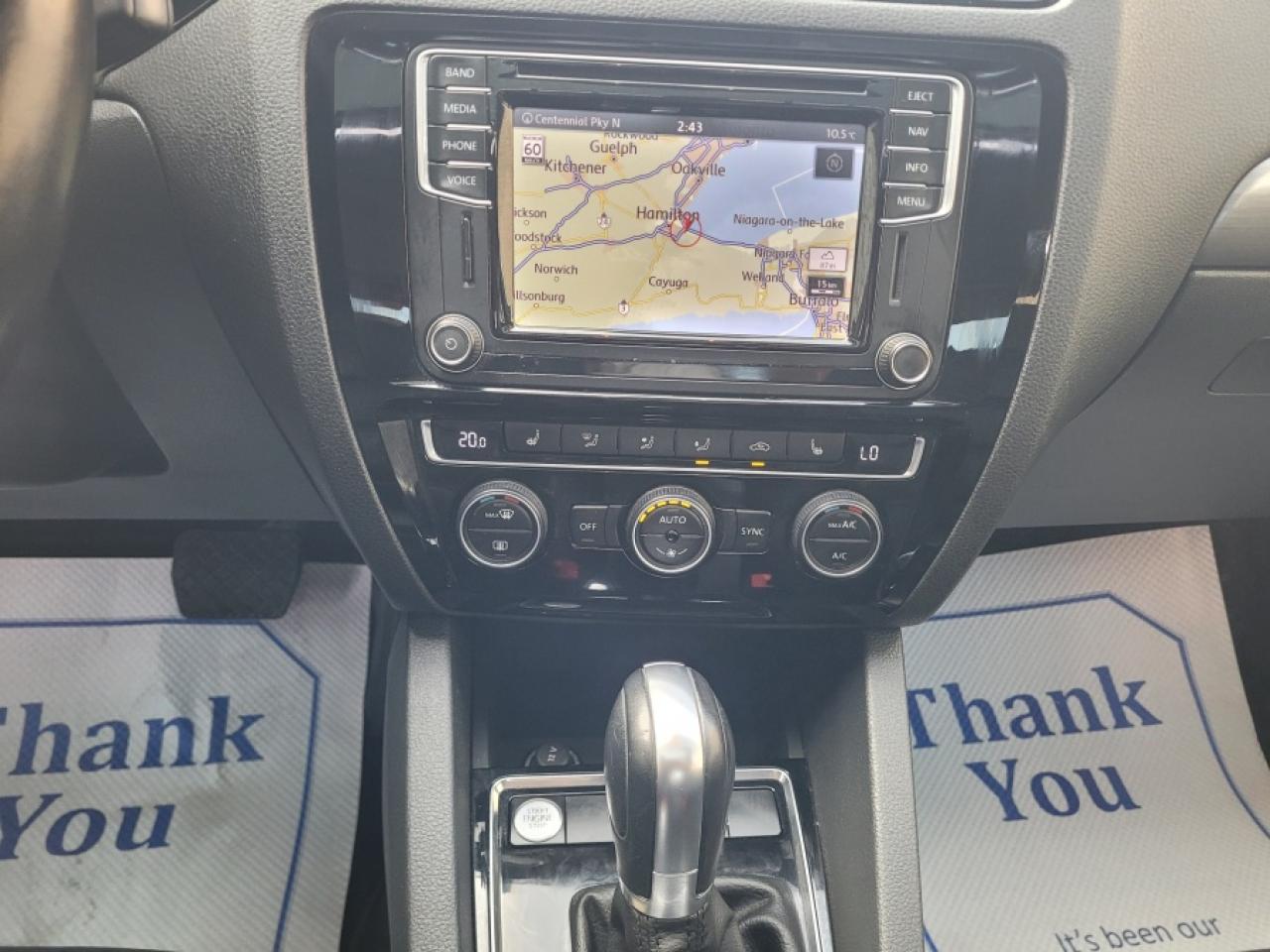 2017 Volkswagen Jetta SE Photo