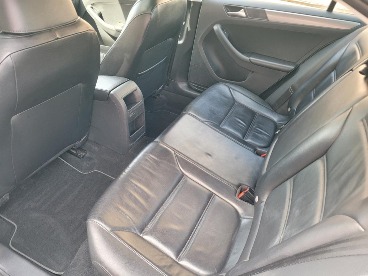 2017 Volkswagen Jetta SE Photo