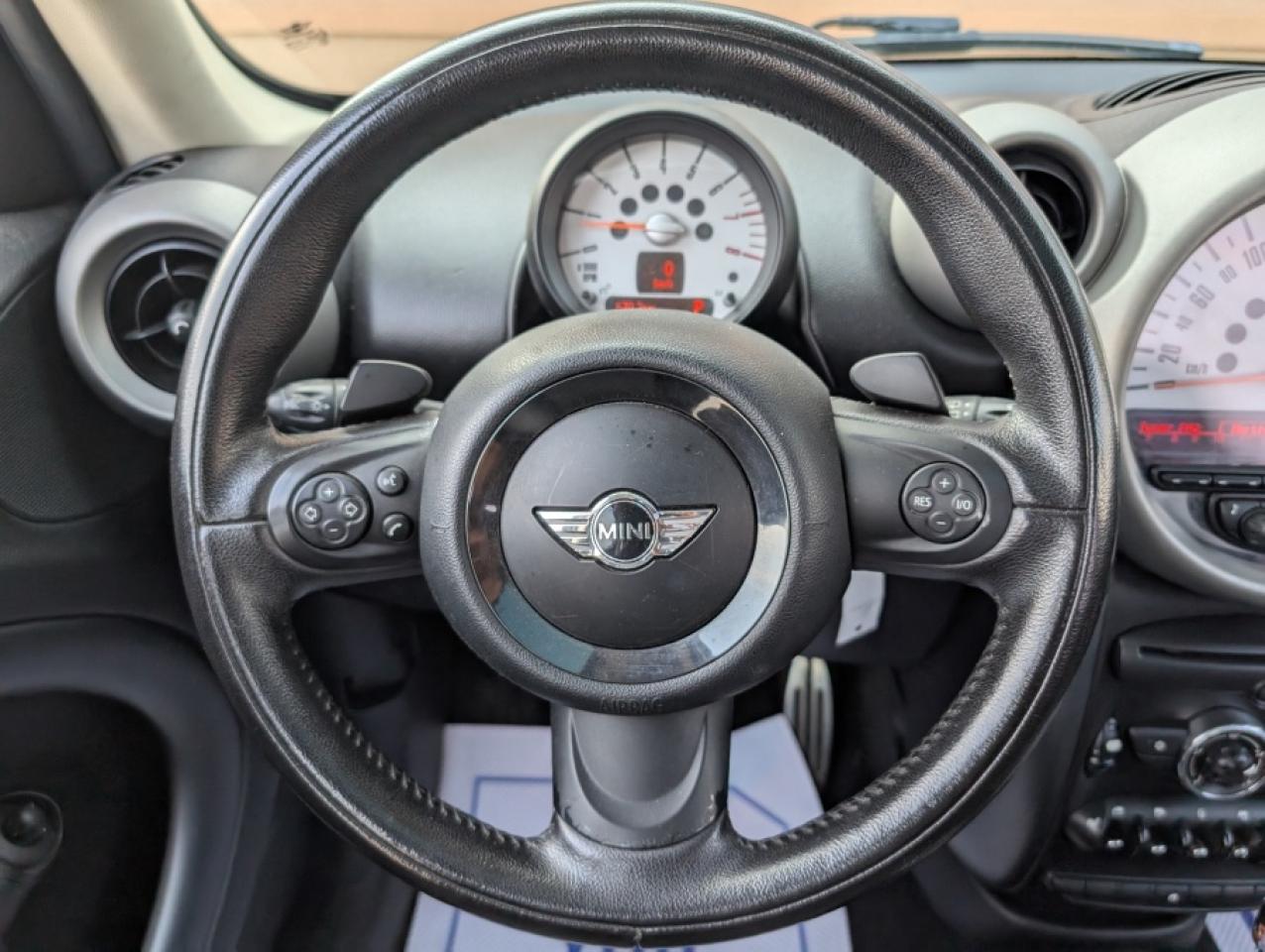 2011 MINI Cooper Countryman S ALL4 Photo