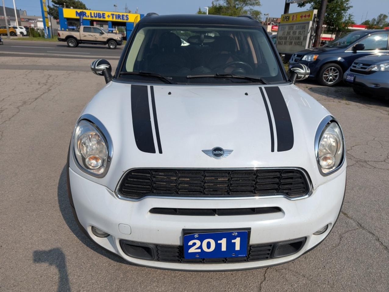 2011 MINI Cooper Countryman S ALL4 Photo1