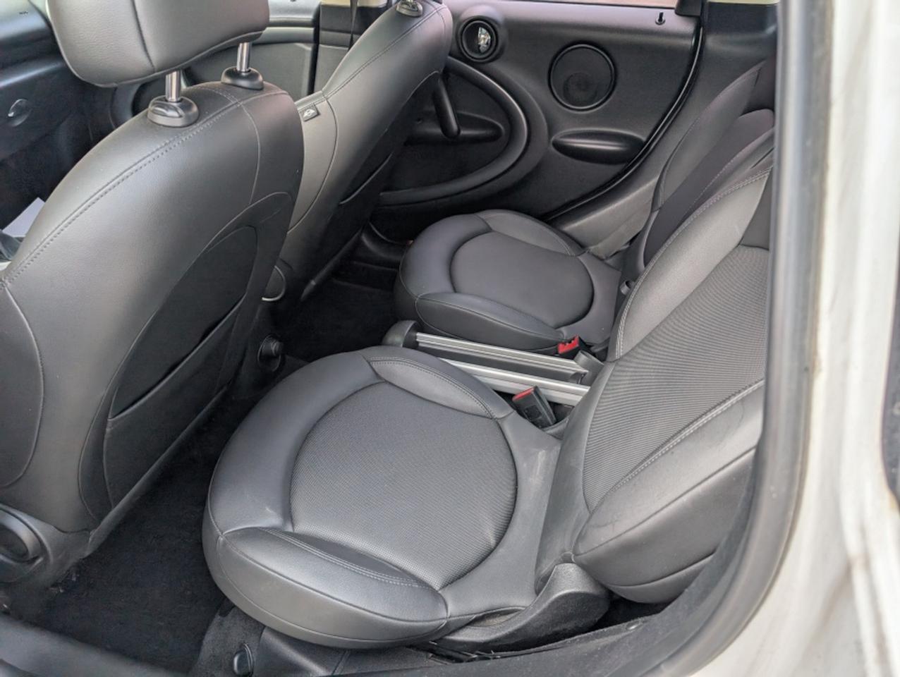 2011 MINI Cooper Countryman S ALL4 Photo