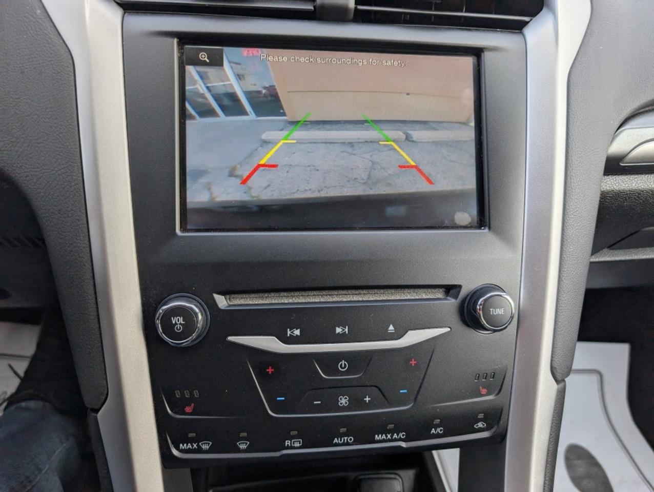 2013 Ford Fusion SE Photo