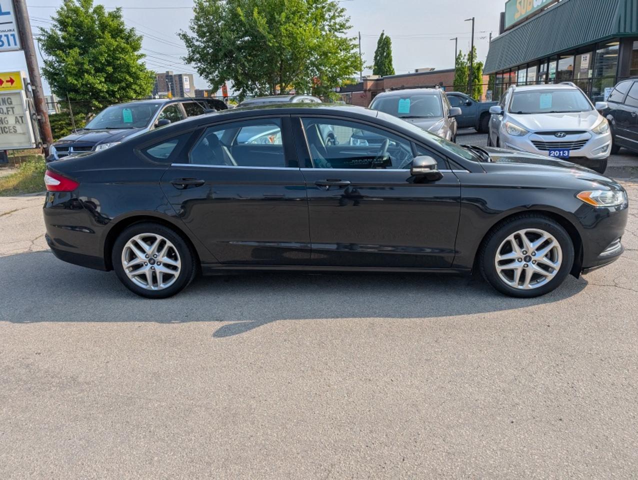 2013 Ford Fusion SE Photo