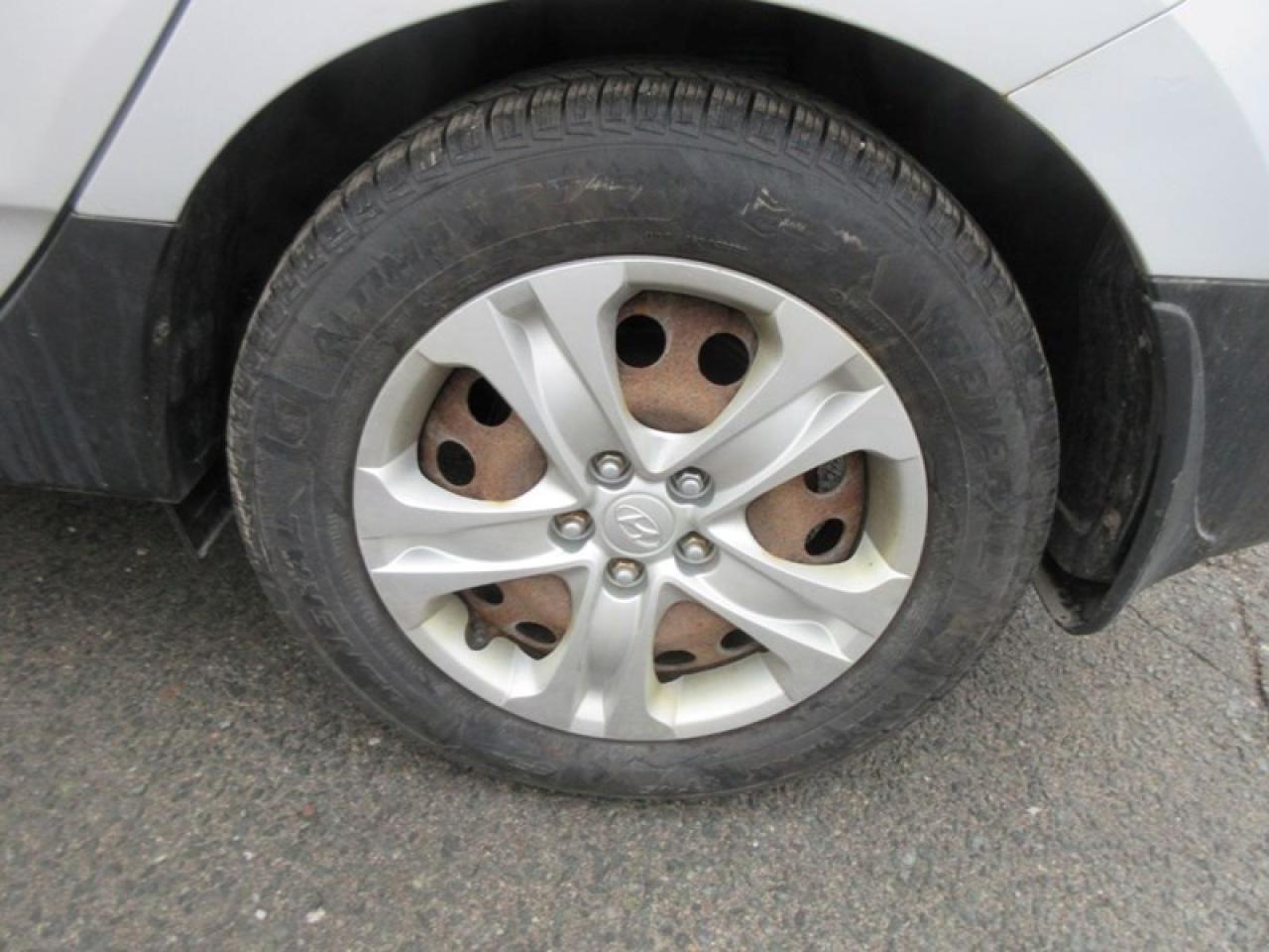 2013 Hyundai Tucson GL AWD Photo