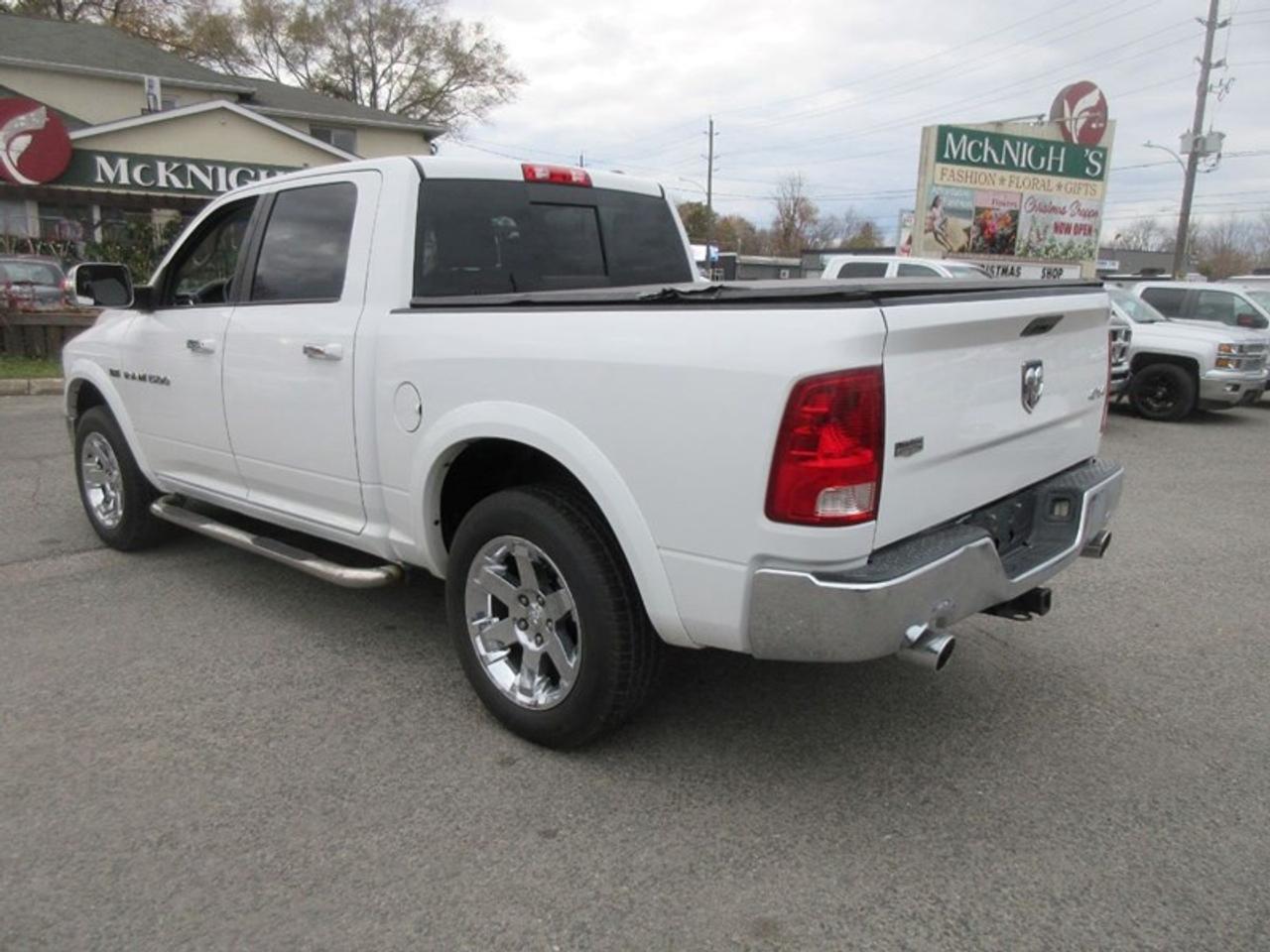 2012 RAM 1500 Laramie  Crew Cab Photo2