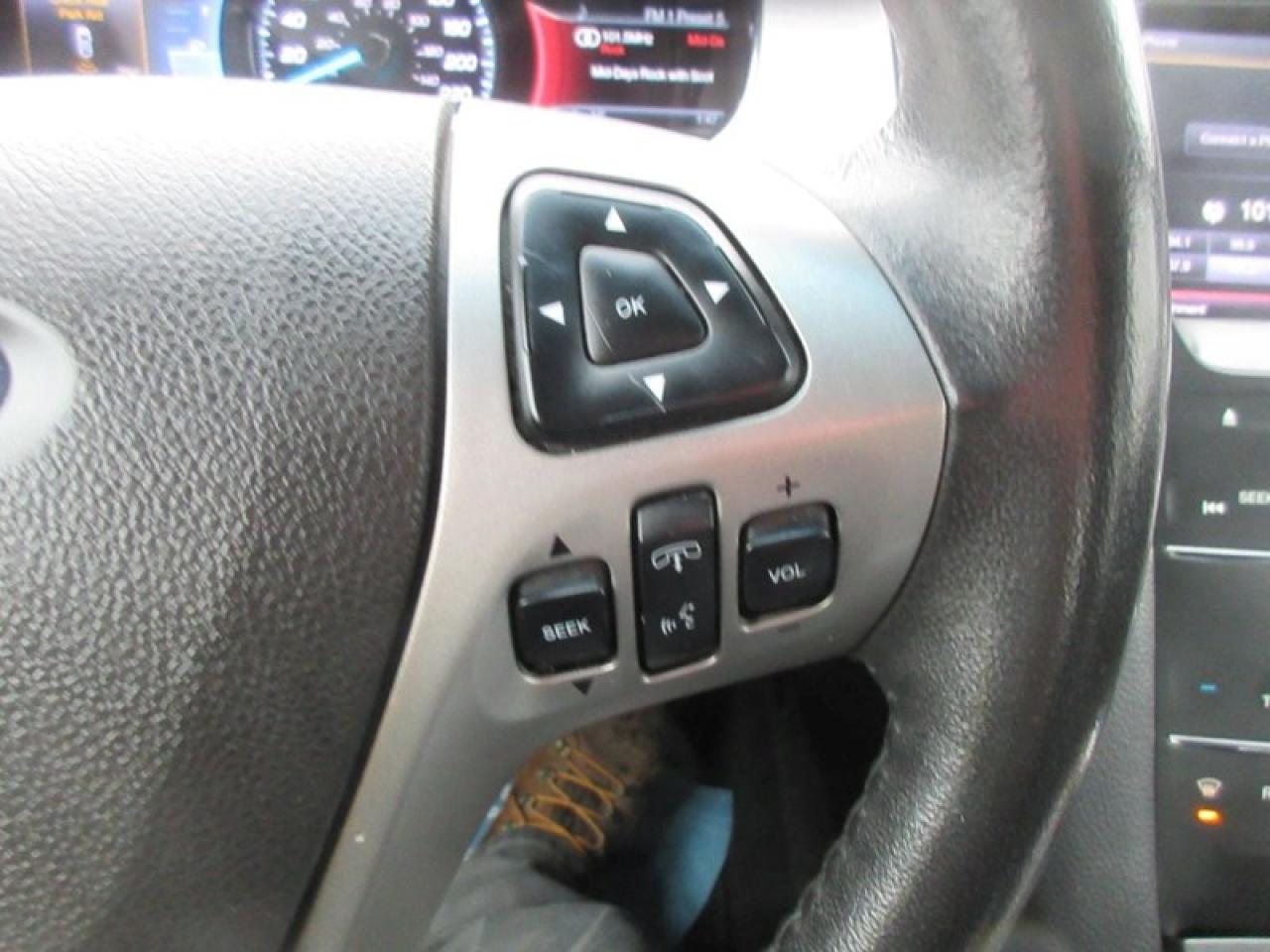 2013 Ford Taurus SEL AWD Photo