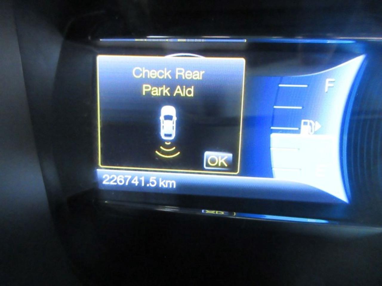 2013 Ford Taurus SEL AWD Photo