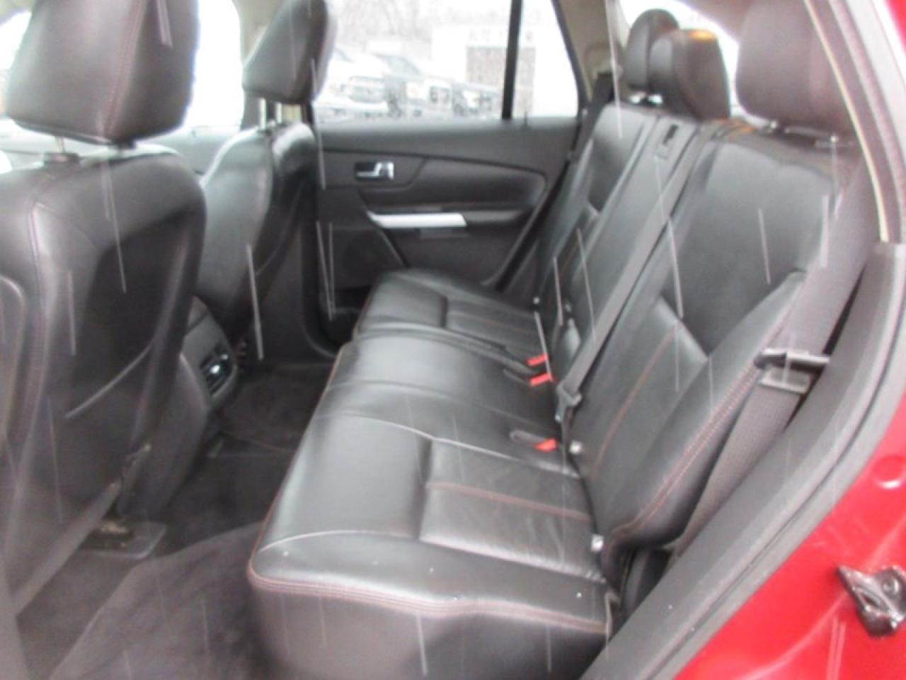 2011 Ford Edge SEL AWD Photo