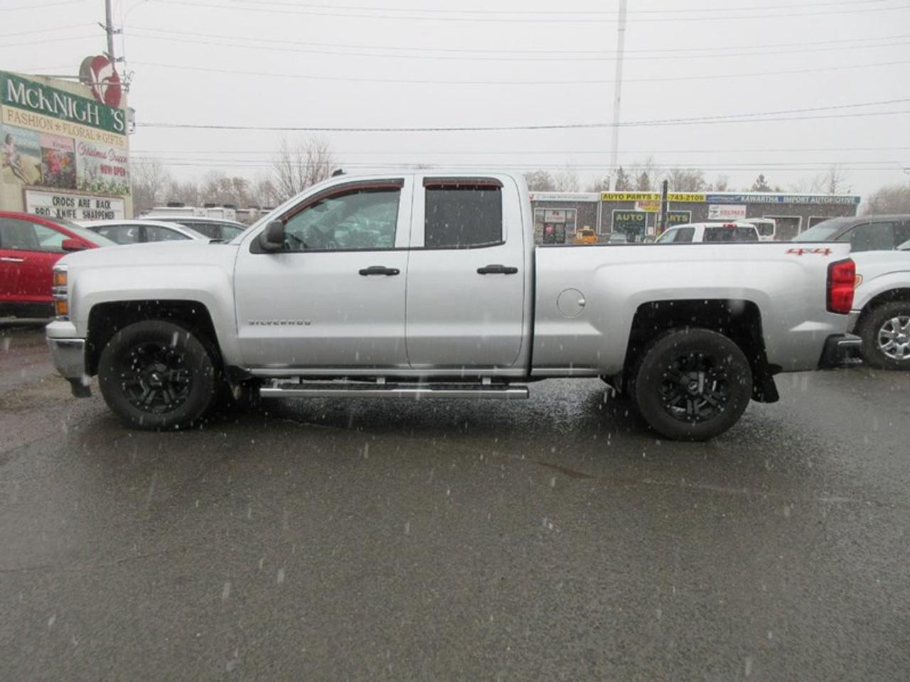 2014 Chevrolet Silverado 1500 LT 4x4 Photo5
