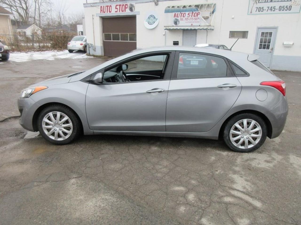 2015 Hyundai Elantra GT Hatchback Photo
