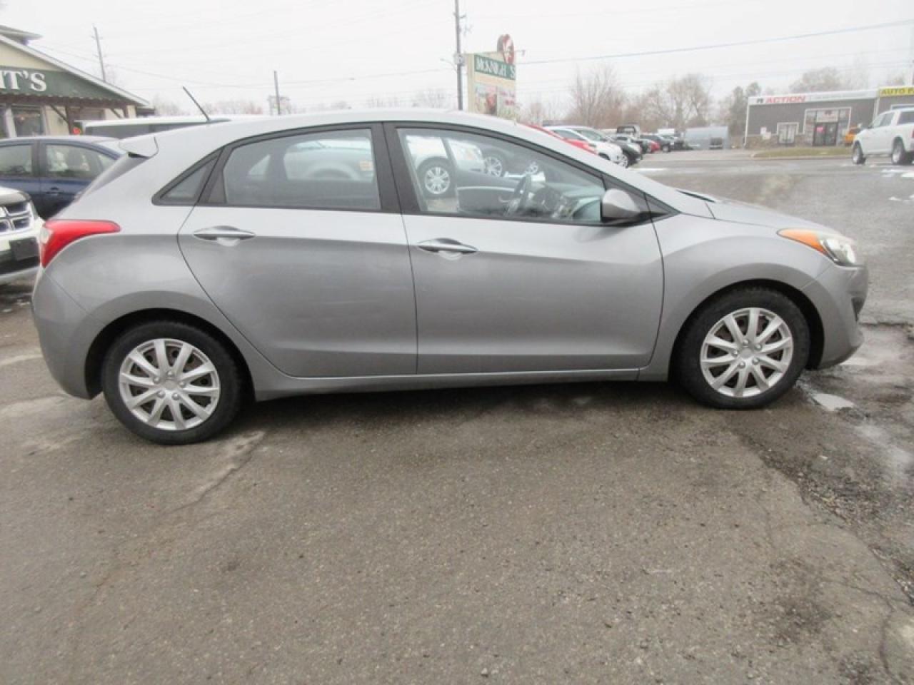 2015 Hyundai Elantra GT Hatchback Photo