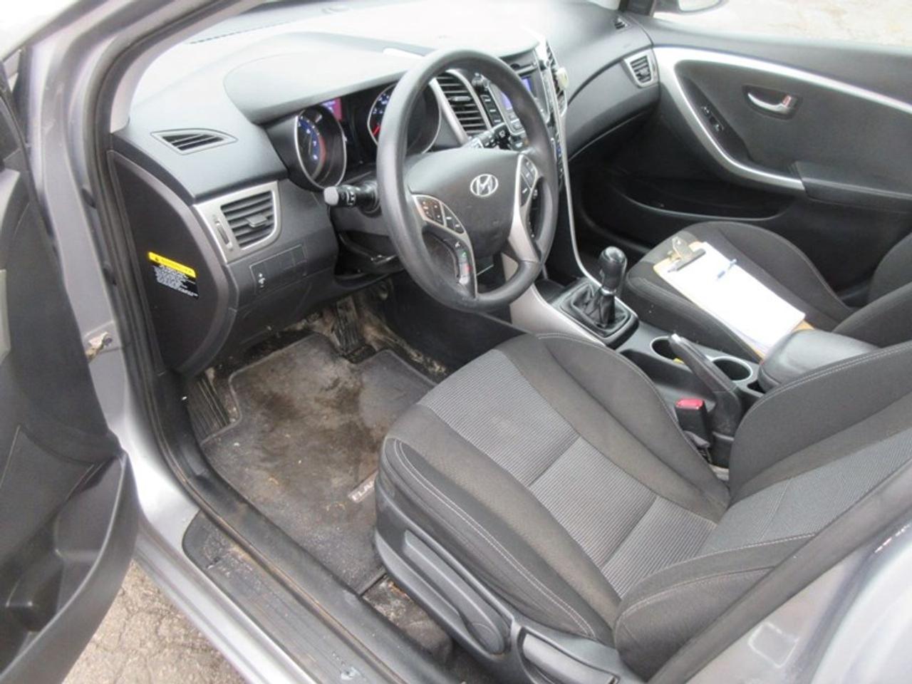 2015 Hyundai Elantra GT Hatchback Photo
