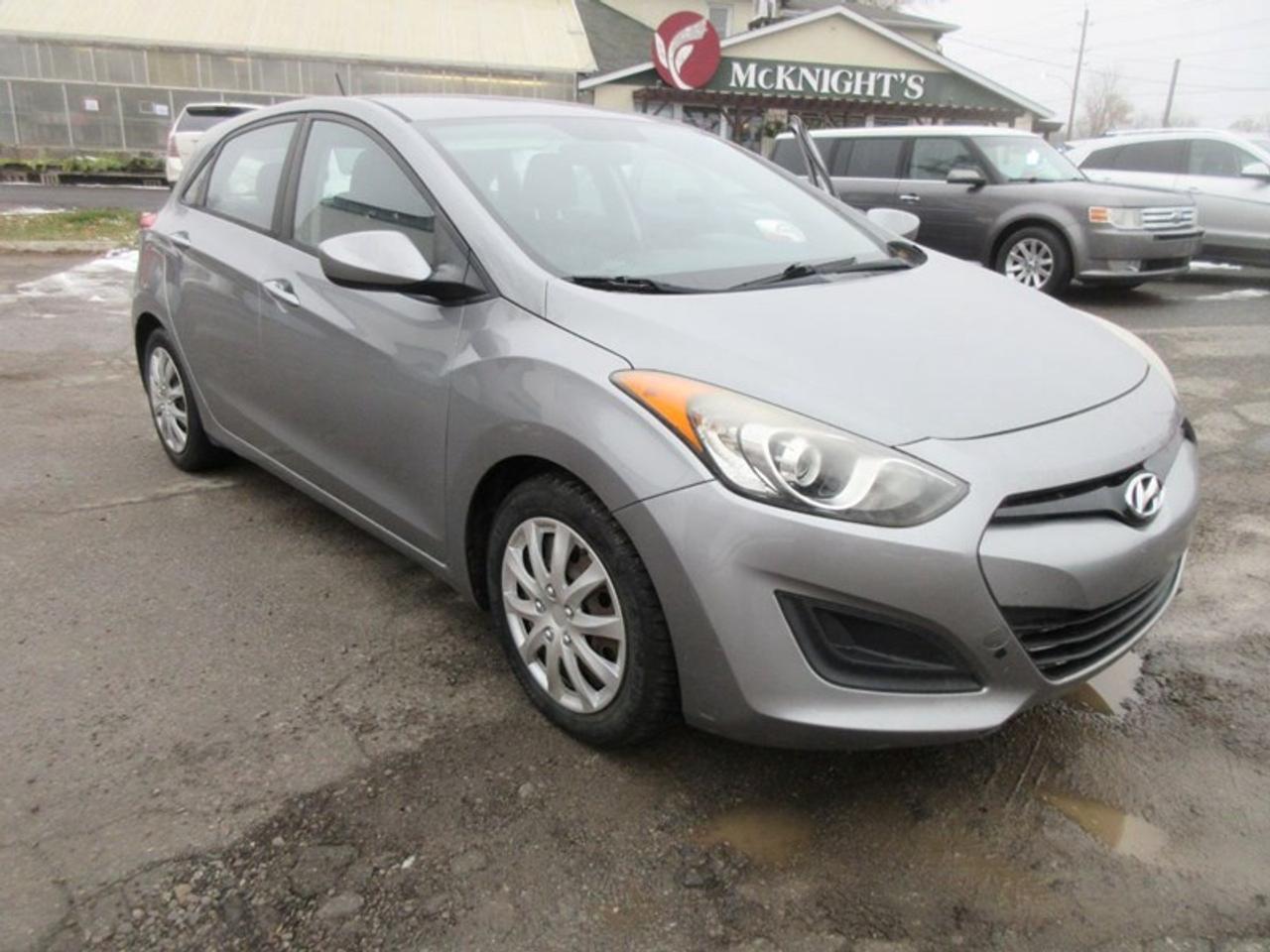 2015 Hyundai Elantra GT Hatchback Photo