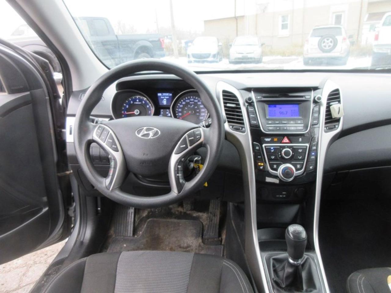 2015 Hyundai Elantra GT Hatchback Photo