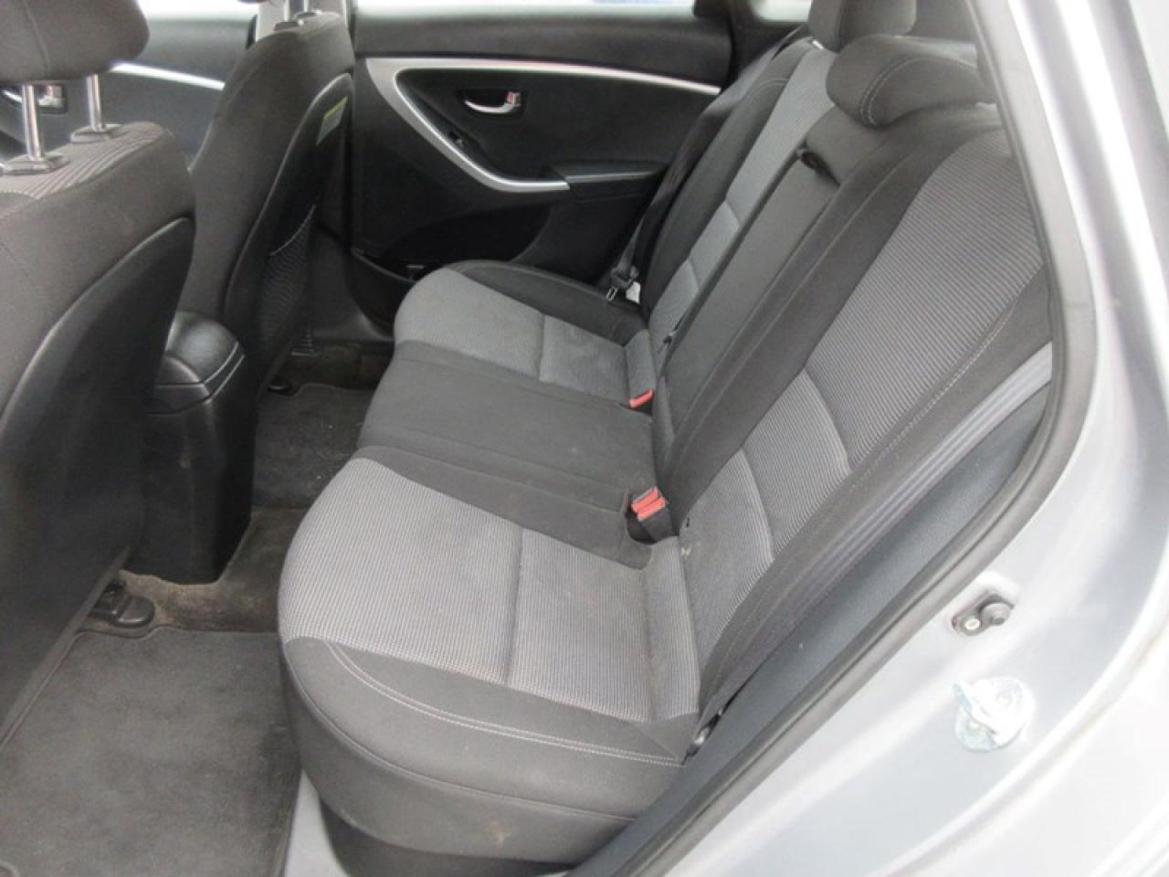 2015 Hyundai Elantra GT Hatchback Photo