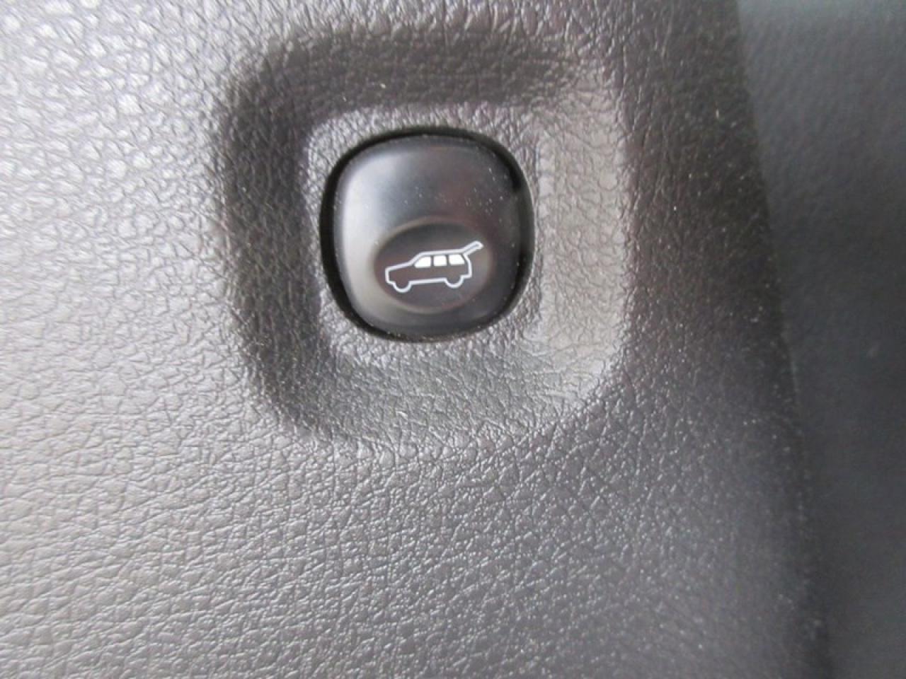 2010 Ford Flex SEL AWD Photo3