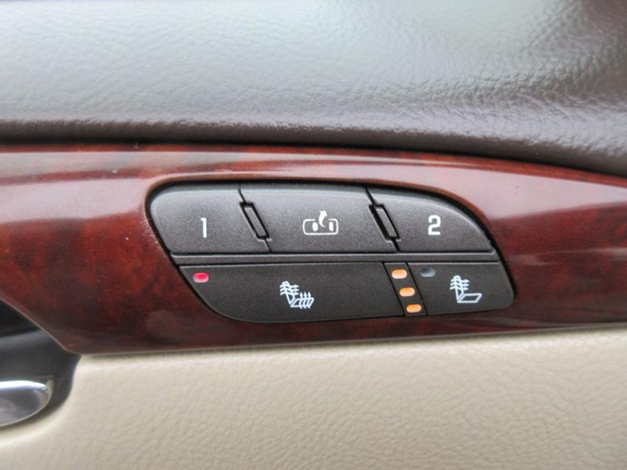 2008 Buick Lucerne CXL Photo