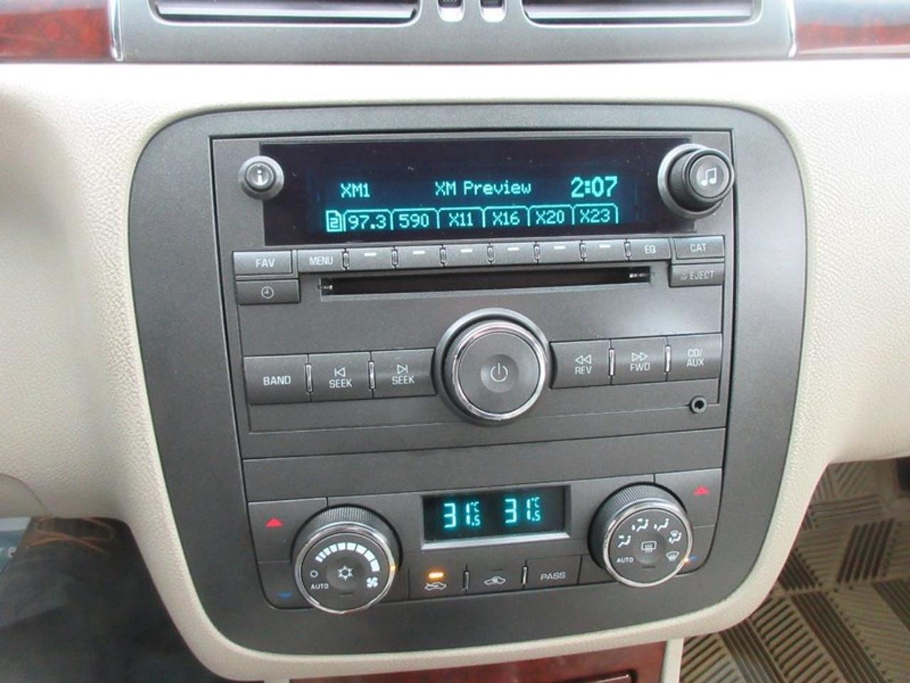 2008 Buick Lucerne CXL Photo