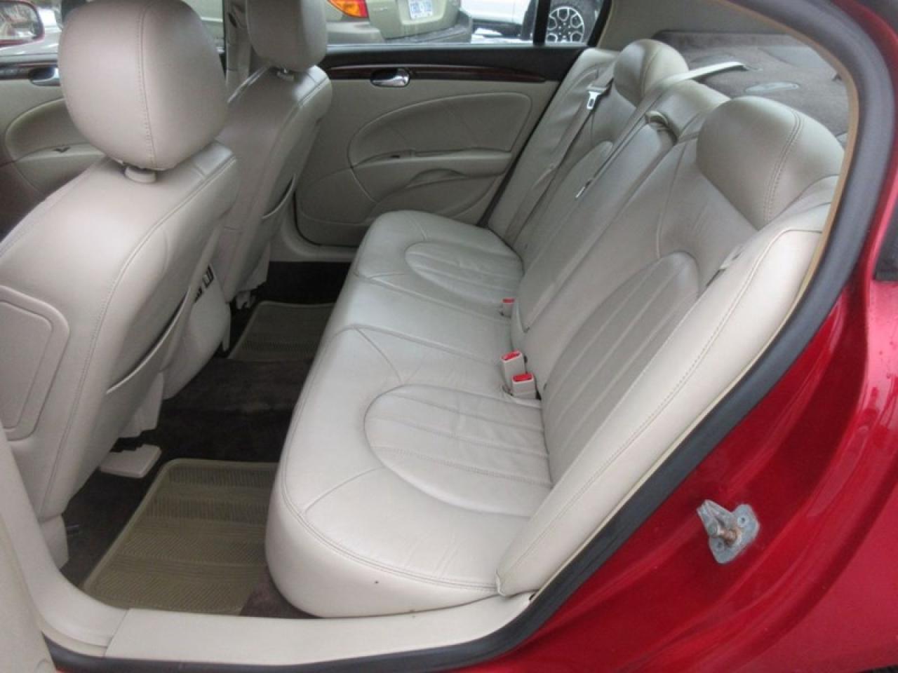 2008 Buick Lucerne CXL Photo