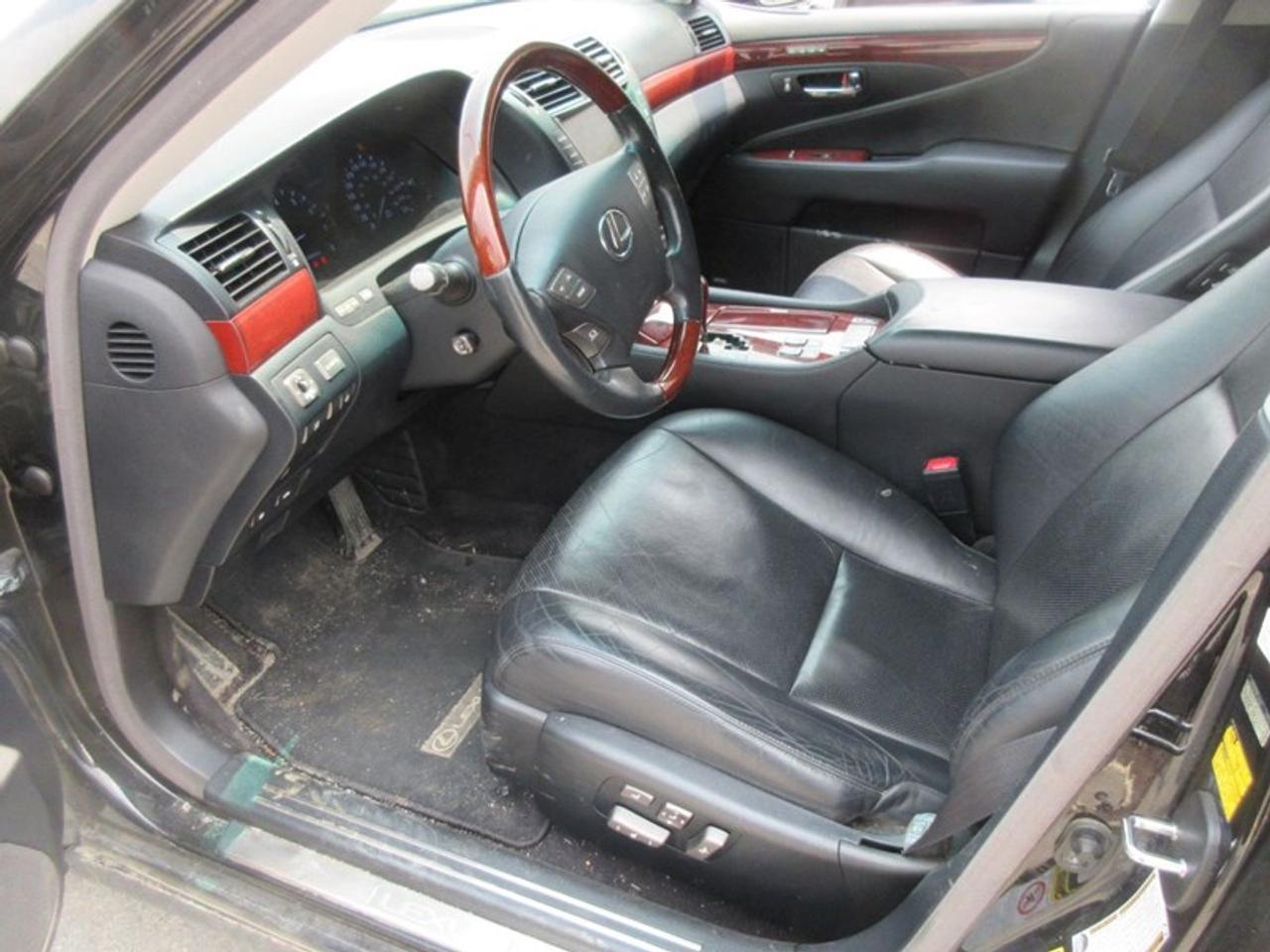 2009 Lexus LS 460 L AWD Photo