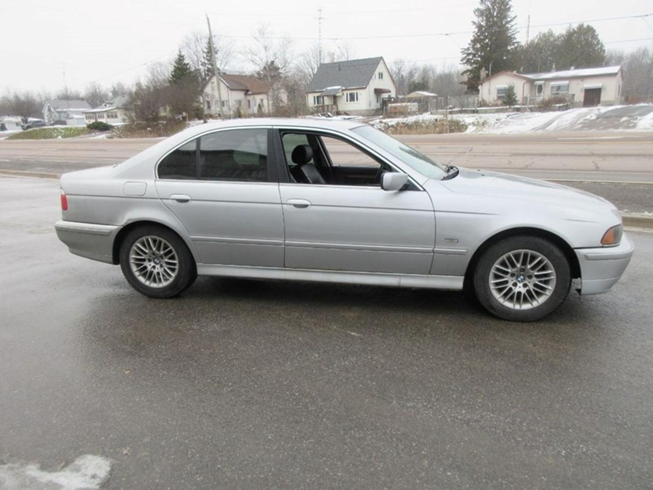 2003 BMW 5 Series 530i Photo4