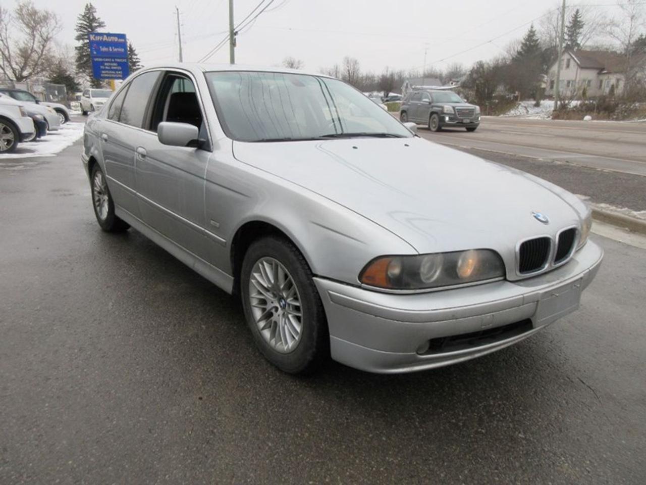 2003 BMW 5 Series 530i Photo