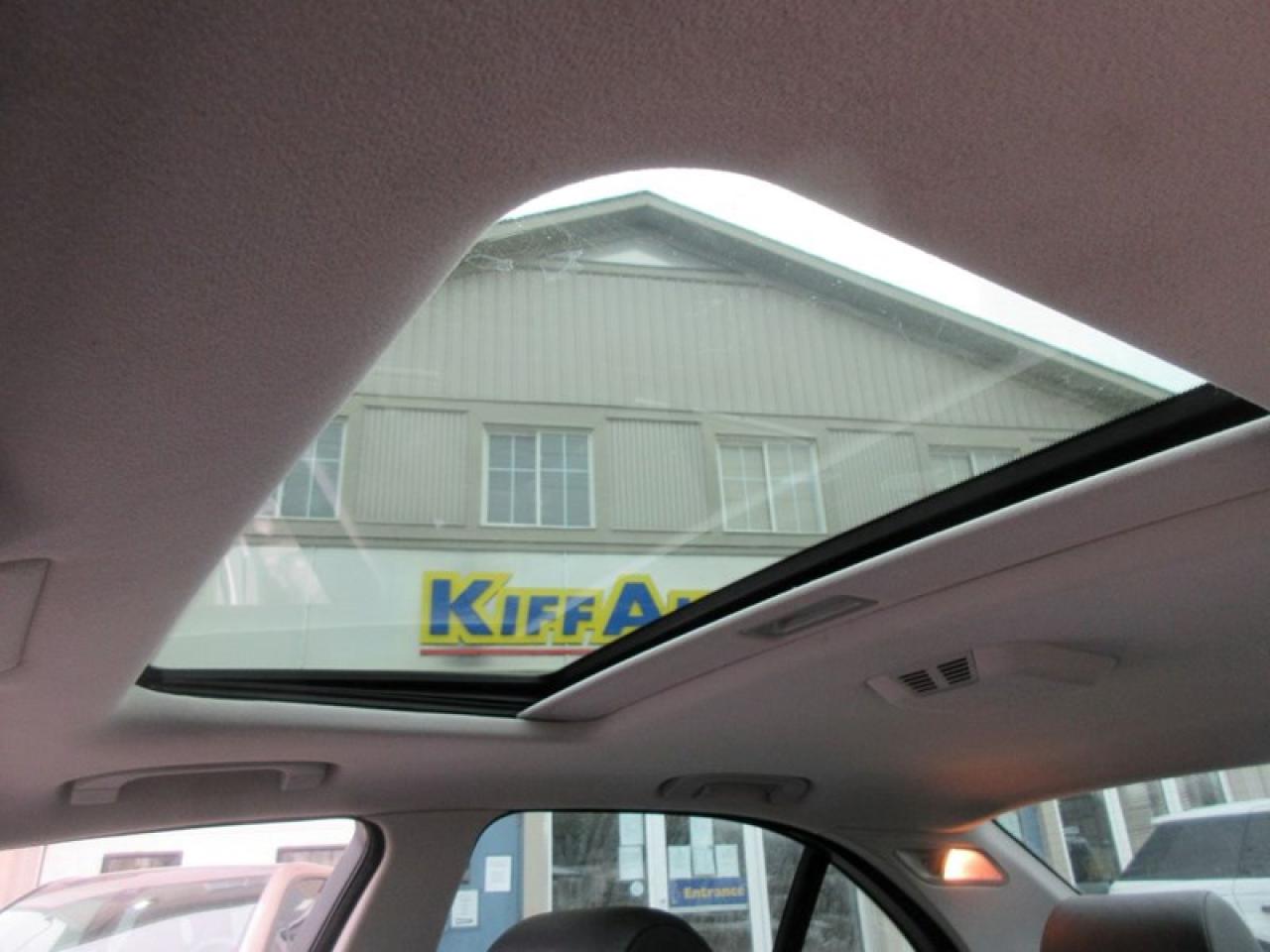 2003 BMW 5-Series 530i Photo