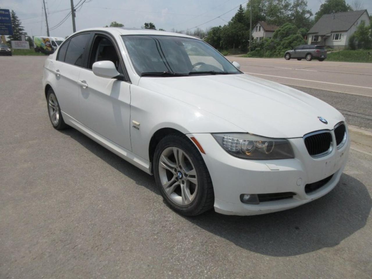 2009 BMW 3-Series 328xi Photo