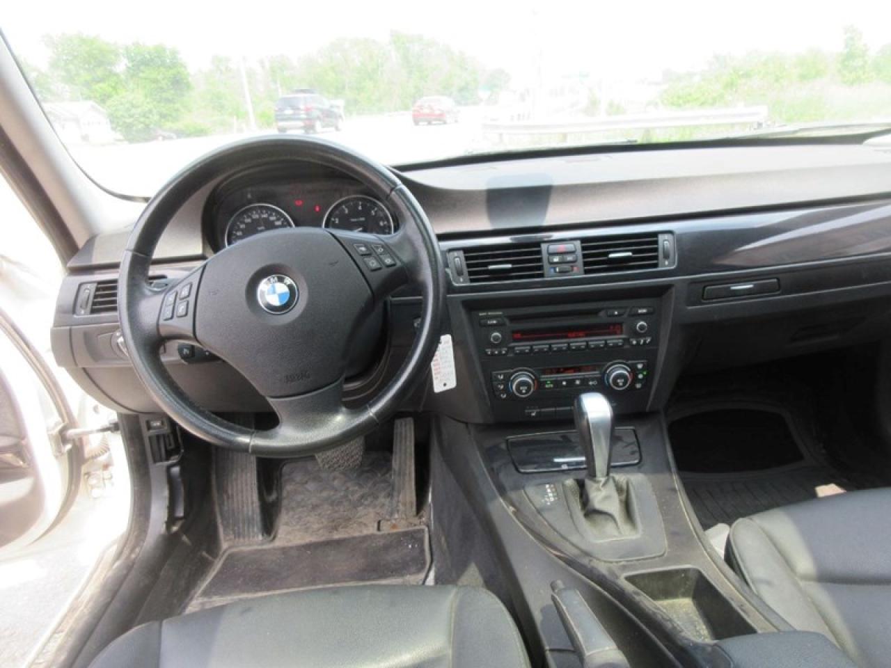 2009 BMW 3-Series 328xi Photo