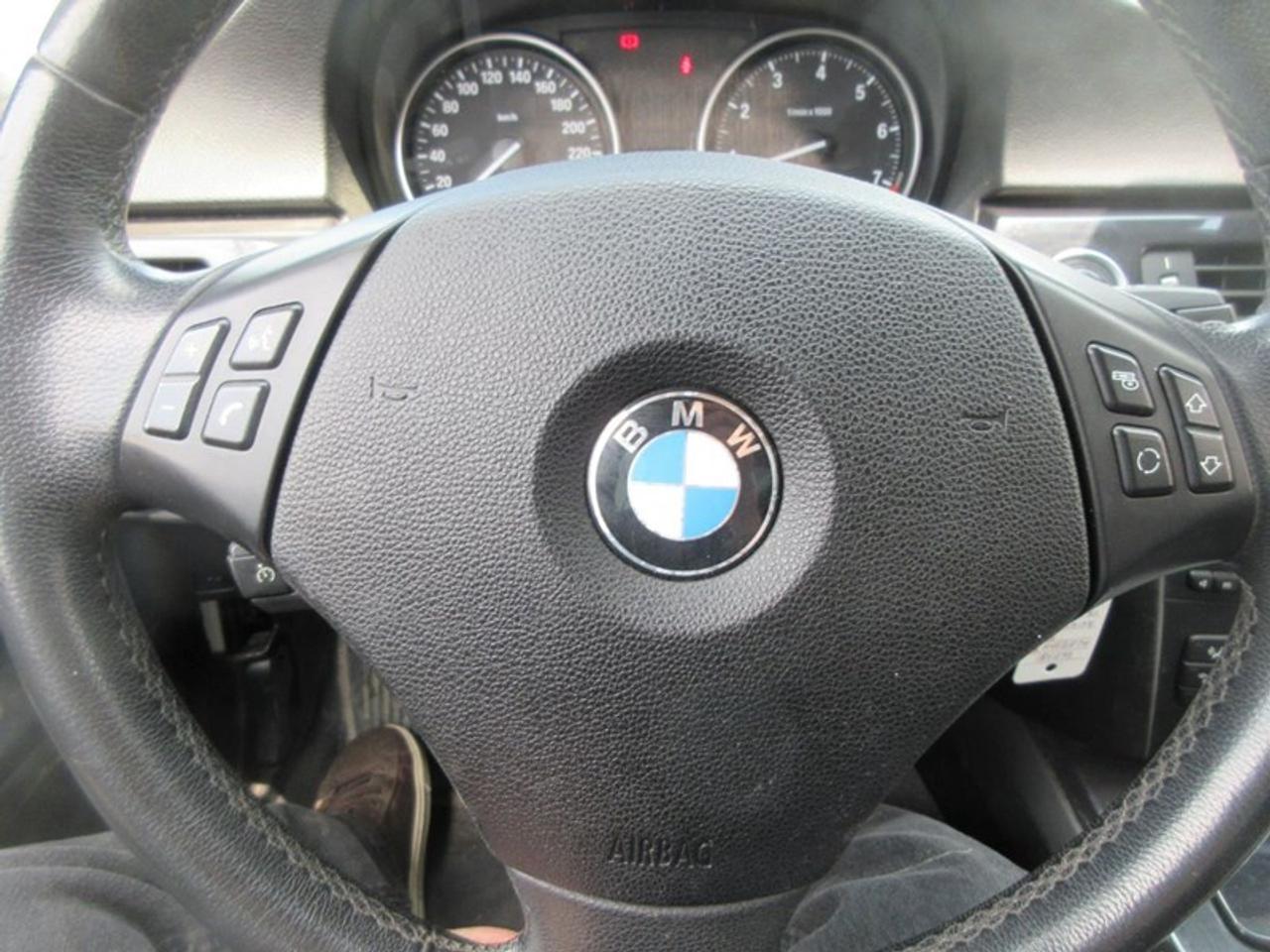 2009 BMW 3 Series 328xi Photo