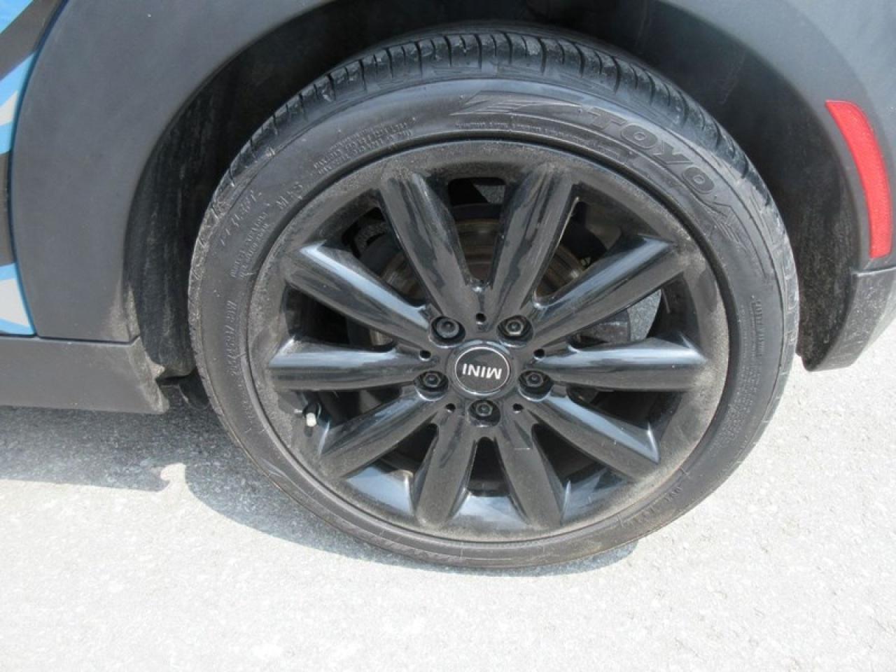 2017 MINI Cooper  Photo