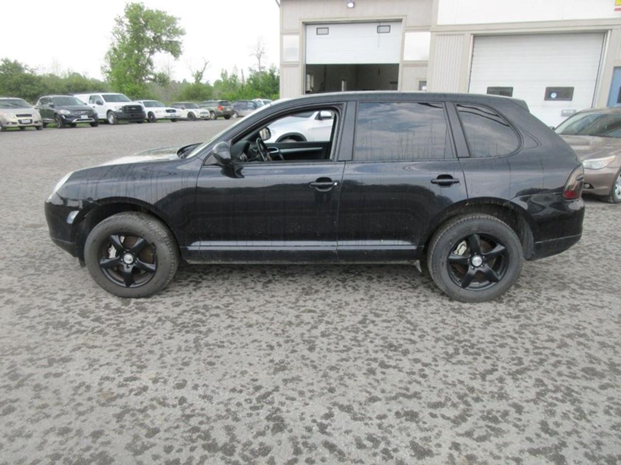 2005 Porsche Cayenne S Photo