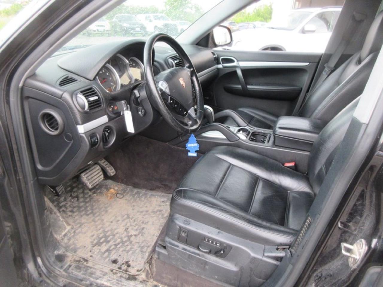 2005 Porsche Cayenne S Photo