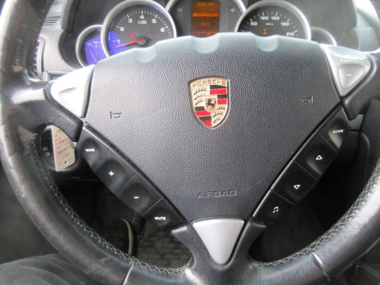 2005 Porsche Cayenne S Photo